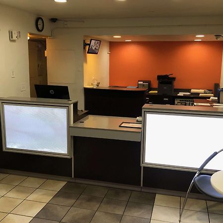 Travelodge By Wyndham Pompano Beach Buitenkant foto