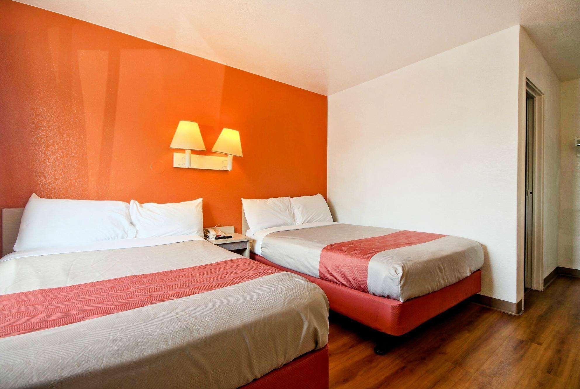 Travelodge By Wyndham Pompano Beach Buitenkant foto