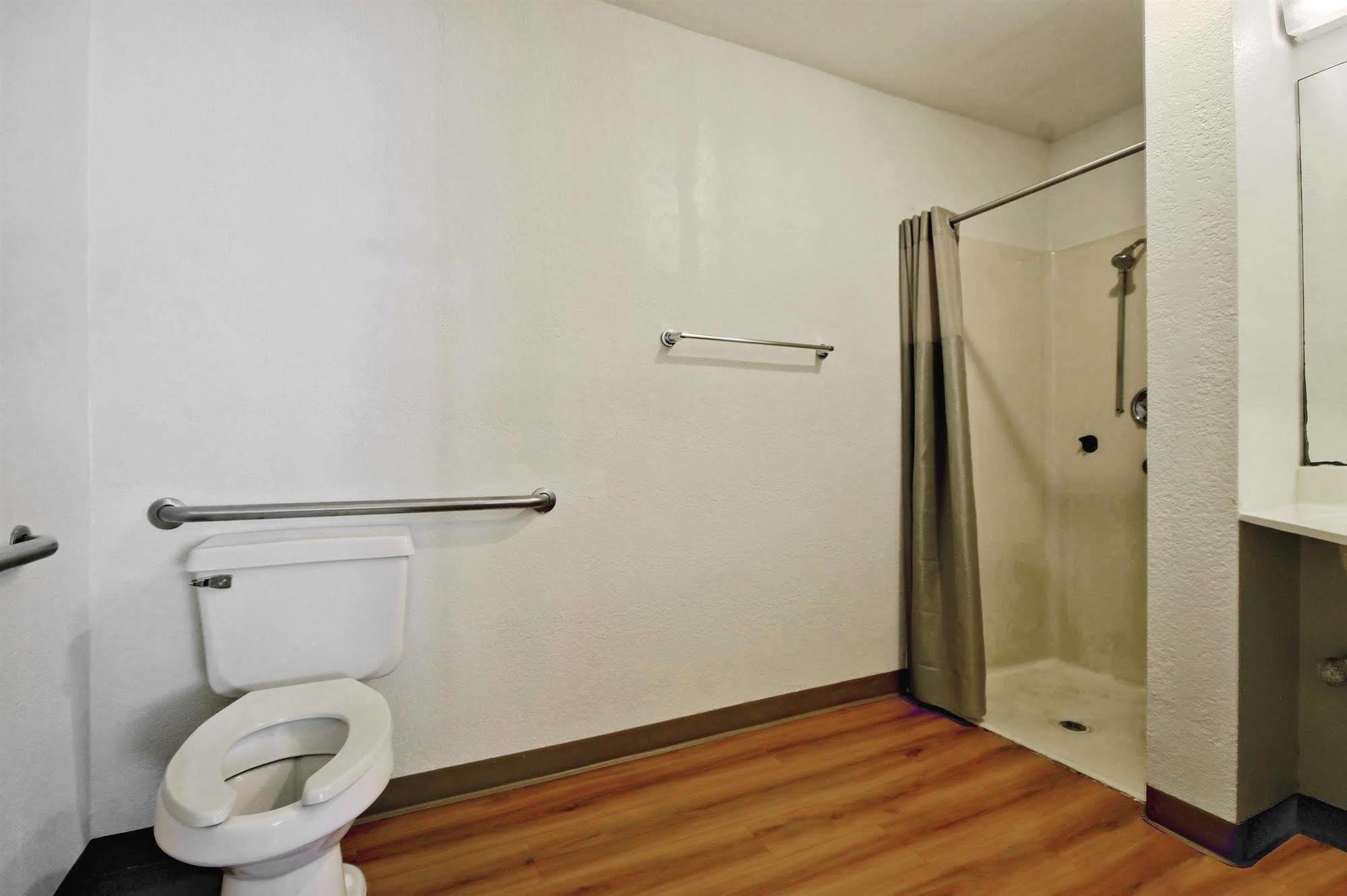 Travelodge By Wyndham Pompano Beach Buitenkant foto