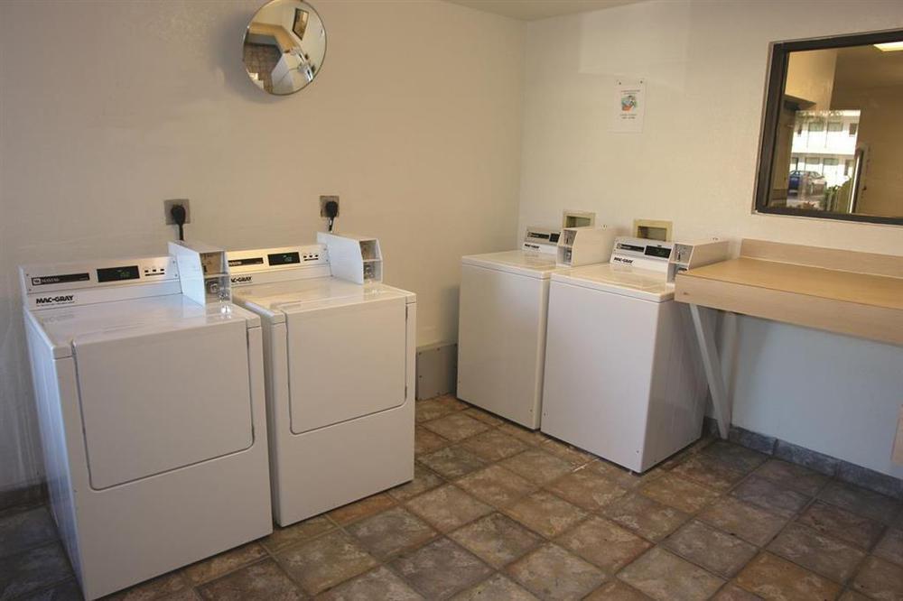 Travelodge By Wyndham Pompano Beach Buitenkant foto